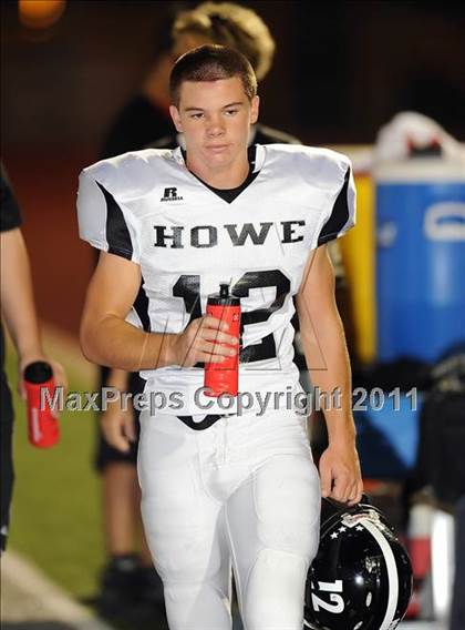 Thumbnail 3 in Howe @ Ponder photogallery.