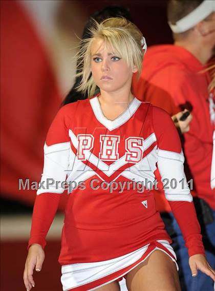 Thumbnail 3 in Howe @ Ponder photogallery.