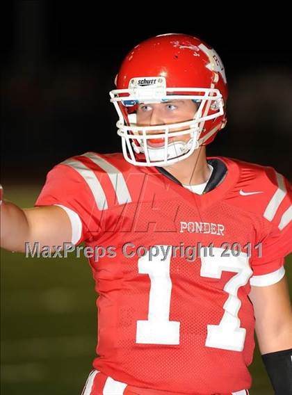 Thumbnail 3 in Howe @ Ponder photogallery.