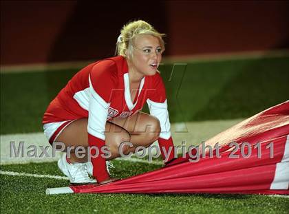 Thumbnail 3 in Howe @ Ponder photogallery.