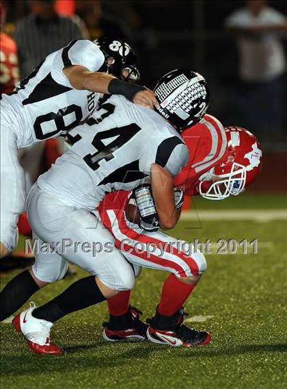 Thumbnail 3 in Howe @ Ponder photogallery.
