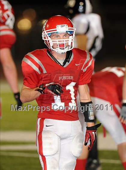 Thumbnail 3 in Howe @ Ponder photogallery.