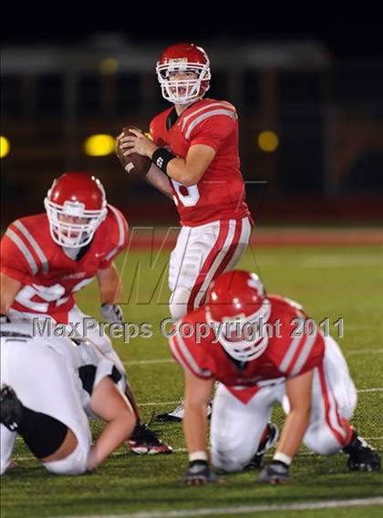 Thumbnail 2 in Howe @ Ponder photogallery.