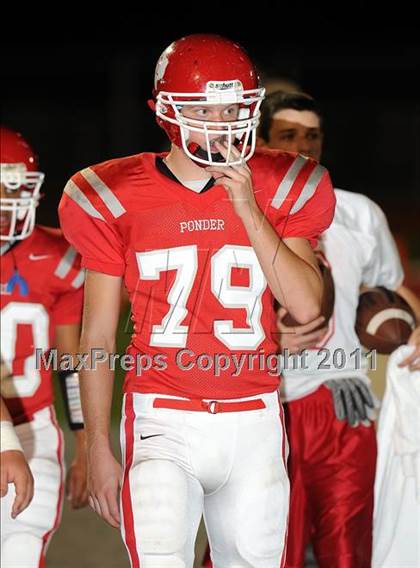 Thumbnail 3 in Howe @ Ponder photogallery.