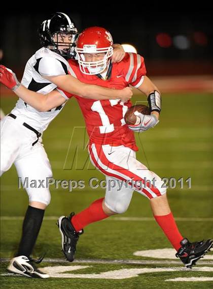 Thumbnail 1 in Howe @ Ponder photogallery.