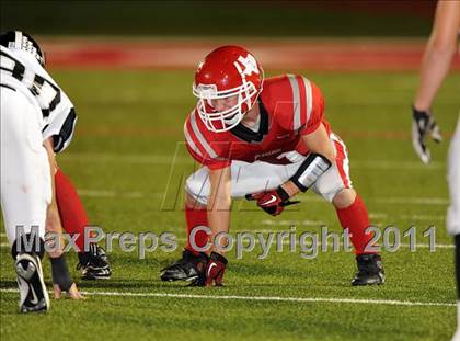 Thumbnail 2 in Howe @ Ponder photogallery.