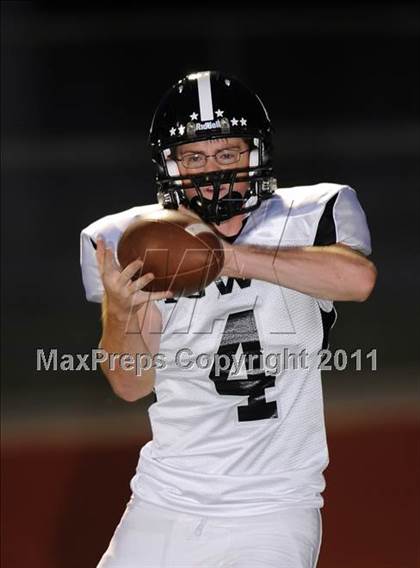 Thumbnail 3 in Howe @ Ponder photogallery.