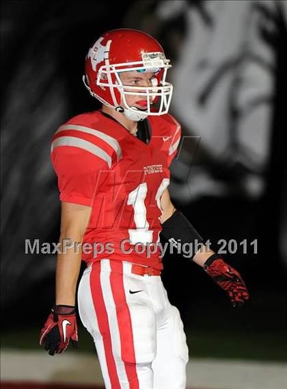 Thumbnail 3 in Howe @ Ponder photogallery.