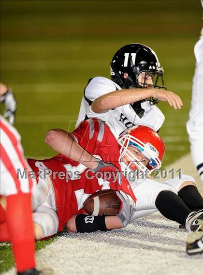 Thumbnail 2 in Howe @ Ponder photogallery.