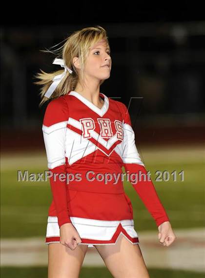Thumbnail 2 in Howe @ Ponder photogallery.