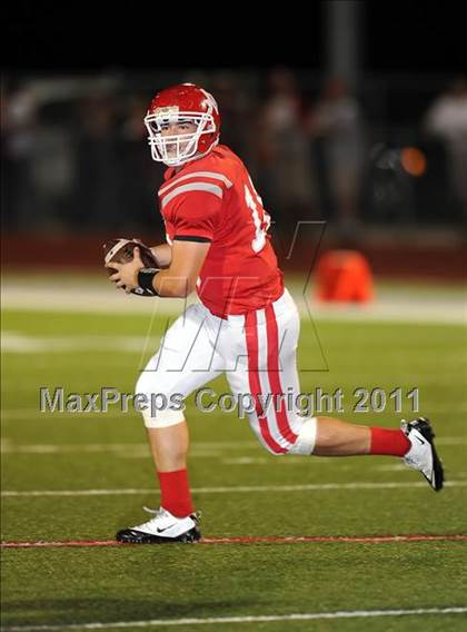 Thumbnail 3 in Howe @ Ponder photogallery.