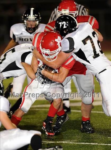 Thumbnail 2 in Howe @ Ponder photogallery.