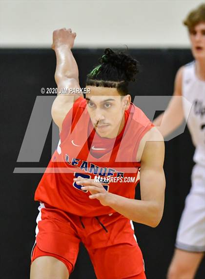 Thumbnail 1 in Leander @ Vandegrift photogallery.