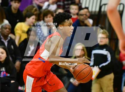 Thumbnail 1 in Leander @ Vandegrift photogallery.