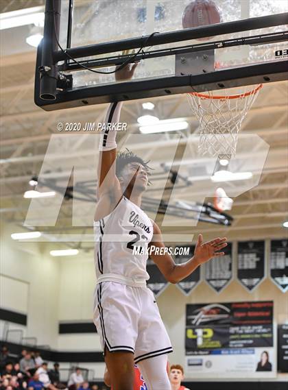 Thumbnail 2 in Leander @ Vandegrift photogallery.