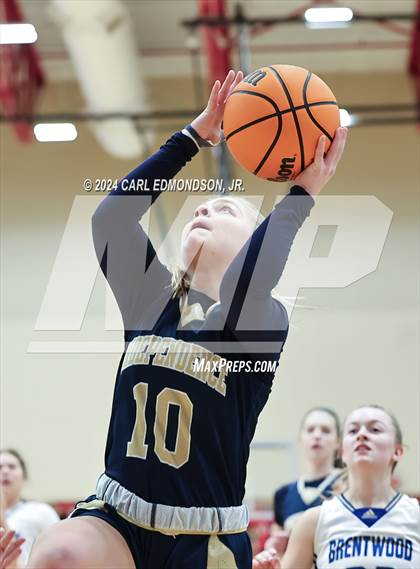 Thumbnail 3 in Brentwood vs. Independence photogallery.