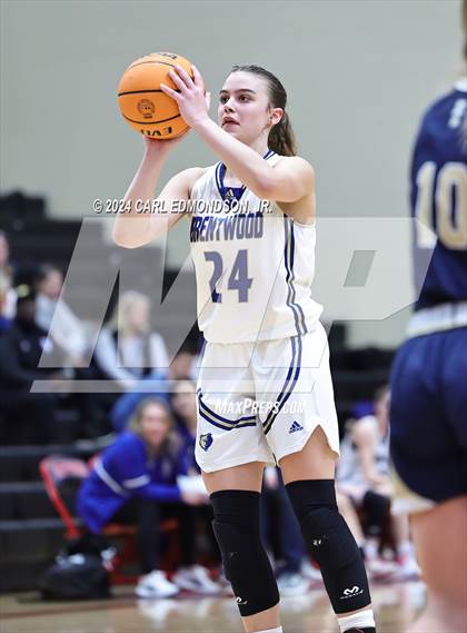 Thumbnail 2 in Brentwood vs. Independence photogallery.