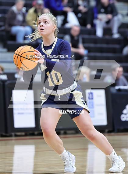 Thumbnail 3 in Brentwood vs. Independence photogallery.