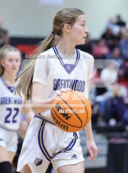 Thumbnail 1 in Brentwood vs. Independence photogallery.