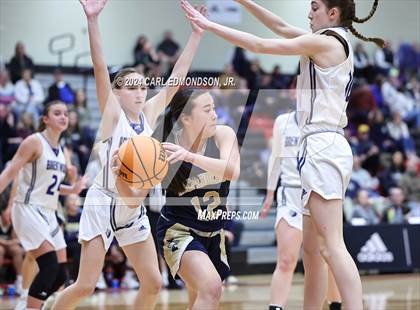 Thumbnail 2 in Brentwood vs. Independence photogallery.