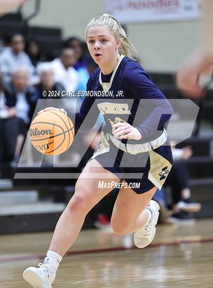 Thumbnail 3 in Brentwood vs. Independence photogallery.