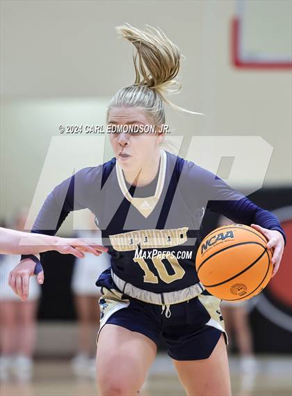 Thumbnail 3 in Brentwood vs. Independence photogallery.