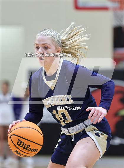 Thumbnail 2 in Brentwood vs. Independence photogallery.