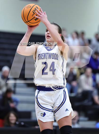 Thumbnail 3 in Brentwood vs. Independence photogallery.