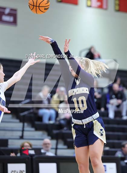 Thumbnail 1 in Brentwood vs. Independence photogallery.