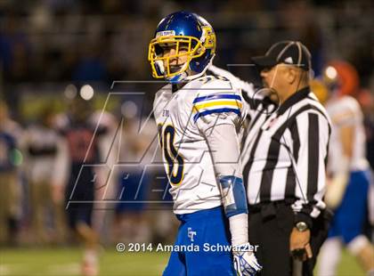 Thumbnail 2 in El Toro @ Great Oak (CIF SS West Valley Division Round 2 Playoff) photogallery.