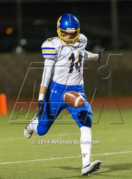 Thumbnail 2 in El Toro @ Great Oak (CIF SS West Valley Division Round 2 Playoff) photogallery.