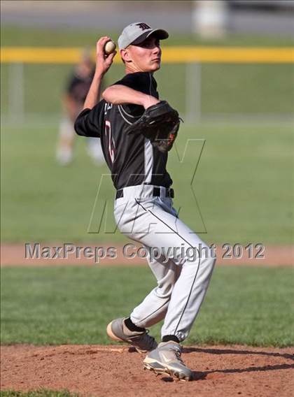 Thumbnail 3 in Dansville vs Attica (Section V Class B Quarterfinals) photogallery.