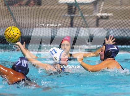 Thumbnail 2 in Clovis vs Clovis North (Central Valley Showcase) photogallery.