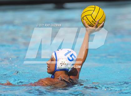 Thumbnail 2 in Clovis vs Clovis North (Central Valley Showcase) photogallery.