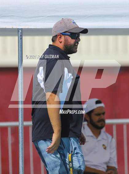 Thumbnail 2 in Clovis vs Clovis North (Central Valley Showcase) photogallery.