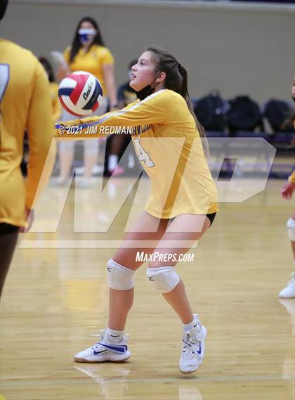 Thumbnail 3 in Pflugerville @ Liberty Hill photogallery.