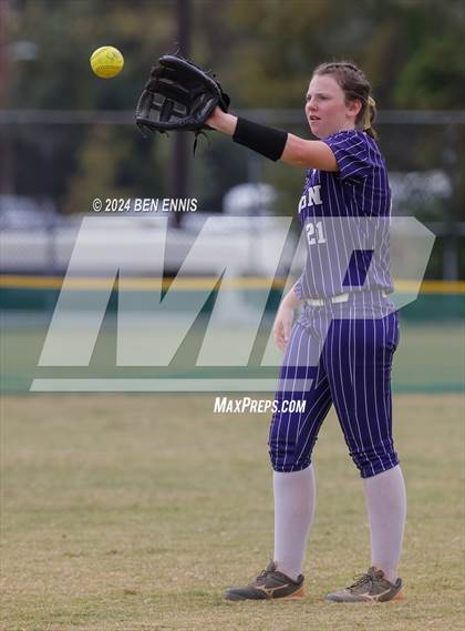 Thumbnail 2 in Sonoraville vs. Union County (GHSA 2A State Tournament) photogallery.