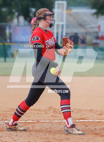 Thumbnail 1 in Sonoraville vs. Union County (GHSA 2A State Tournament) photogallery.