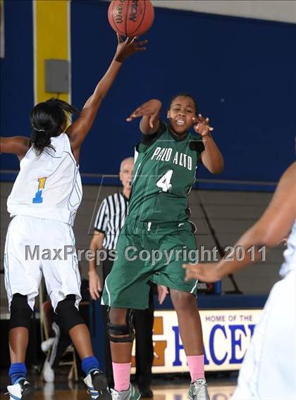 Thumbnail 3 in Palo Alto vs. Grant (Grant Winterfest) photogallery.