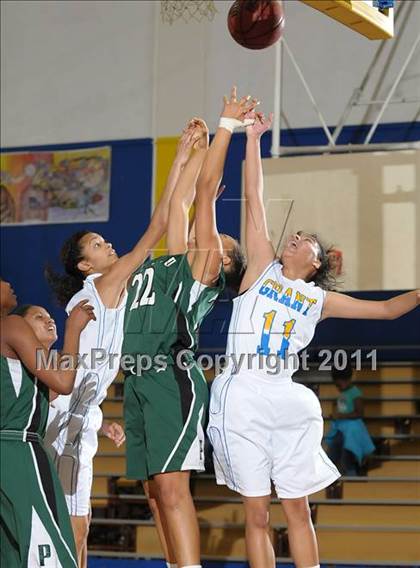 Thumbnail 3 in Palo Alto vs. Grant (Grant Winterfest) photogallery.