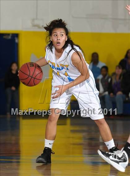 Thumbnail 2 in Palo Alto vs. Grant (Grant Winterfest) photogallery.