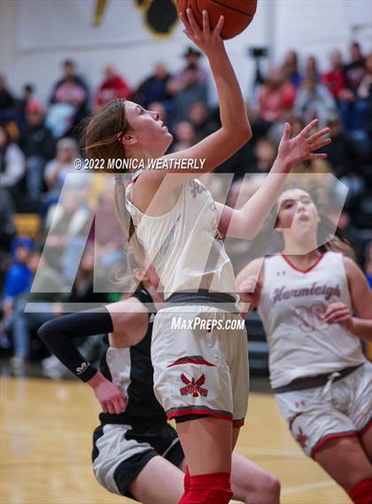 Thumbnail 1 in Roby vs Hermleigh (UIL 1A Area Playoff) photogallery.