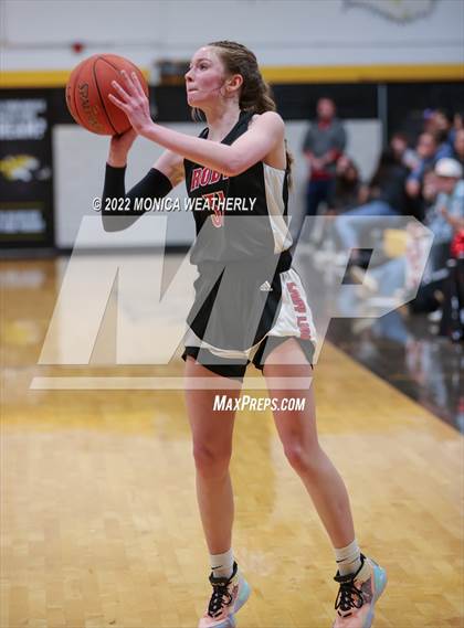 Thumbnail 3 in Roby vs Hermleigh (UIL 1A Area Playoff) photogallery.