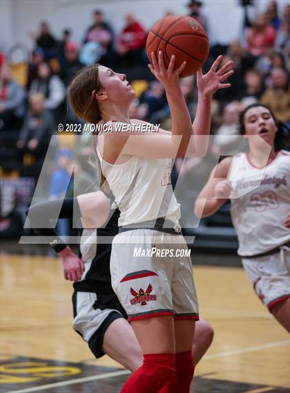 Thumbnail 3 in Roby vs Hermleigh (UIL 1A Area Playoff) photogallery.