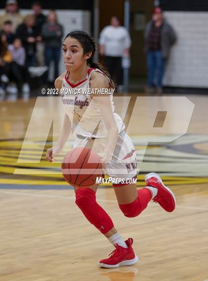 Thumbnail 2 in Roby vs Hermleigh (UIL 1A Area Playoff) photogallery.