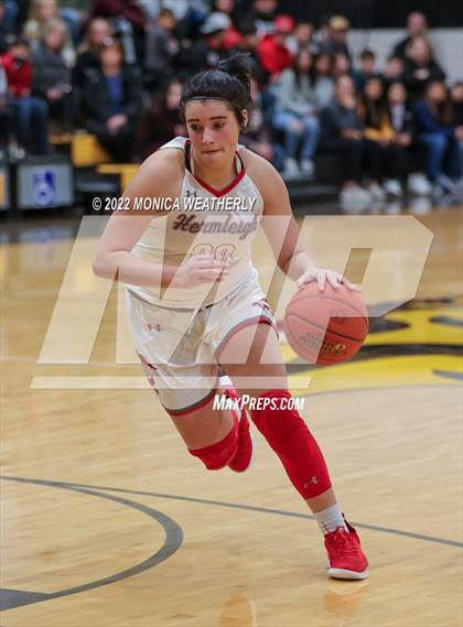 Thumbnail 3 in Roby vs Hermleigh (UIL 1A Area Playoff) photogallery.