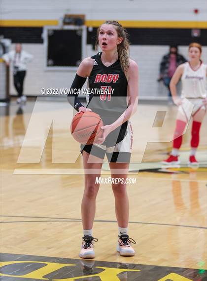 Thumbnail 3 in Roby vs Hermleigh (UIL 1A Area Playoff) photogallery.
