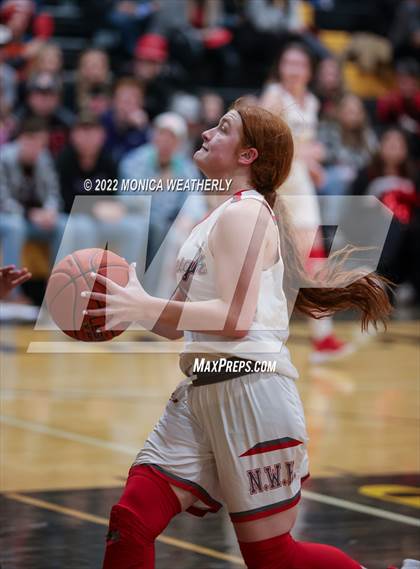 Thumbnail 1 in Roby vs Hermleigh (UIL 1A Area Playoff) photogallery.