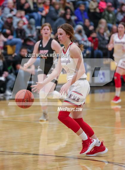 Thumbnail 1 in Roby vs Hermleigh (UIL 1A Area Playoff) photogallery.