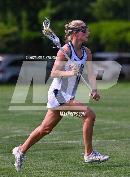 Thumbnail 2 in Quaker Valley @ Wyomissing (PIAA 2A Round 1) photogallery.